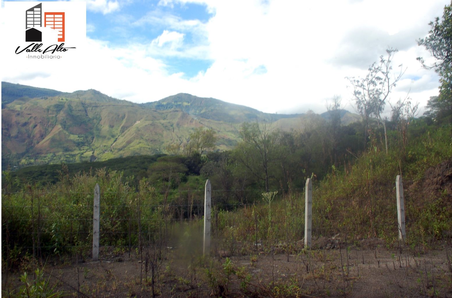 verinmuebles 12612 126 TERRENO VACACIONAL EN YUNGUILLA.