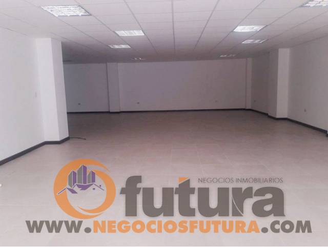 SE ARRIENDA LINDO LOCAL POR LA PLAZA MILLENIUM $ 1500 incluido iva