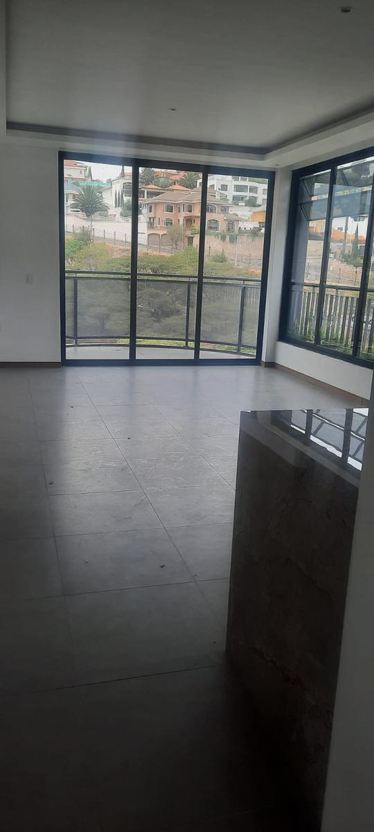 EN CUMBAYA VENTA DE ESPECTACULAR DEPARTAMENTO POR ESTRENAR .