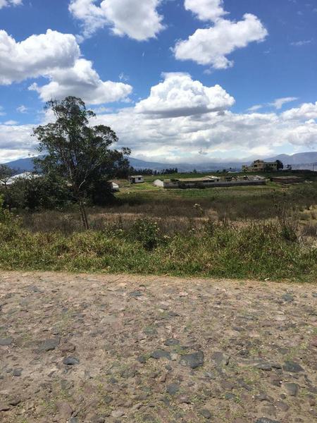 Yaruquí - Terreno amplio de venta  4726m2