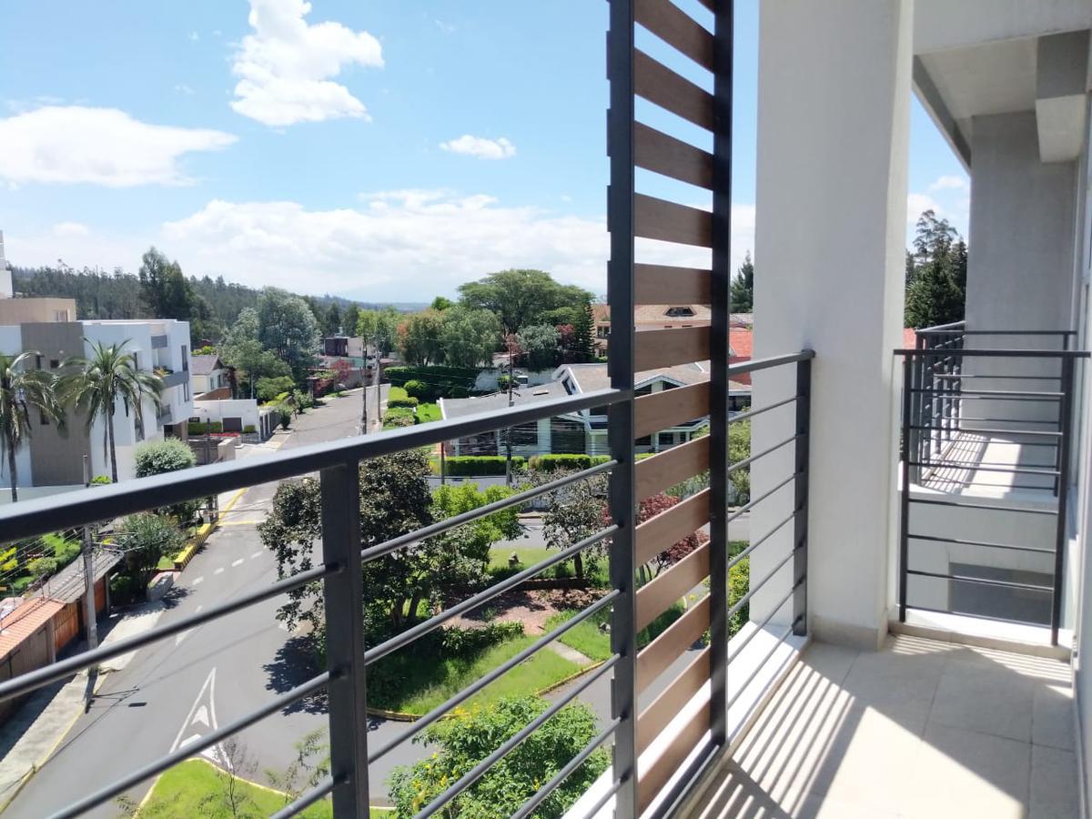 Departamento de venta ubicado en el Yoo Cumbayá, 5to piso