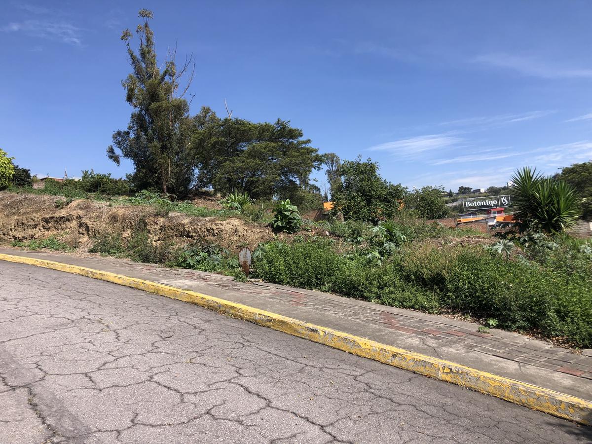 Terreno de venta dentro de la Urbanización Cumbres del Valle, Cumbayá