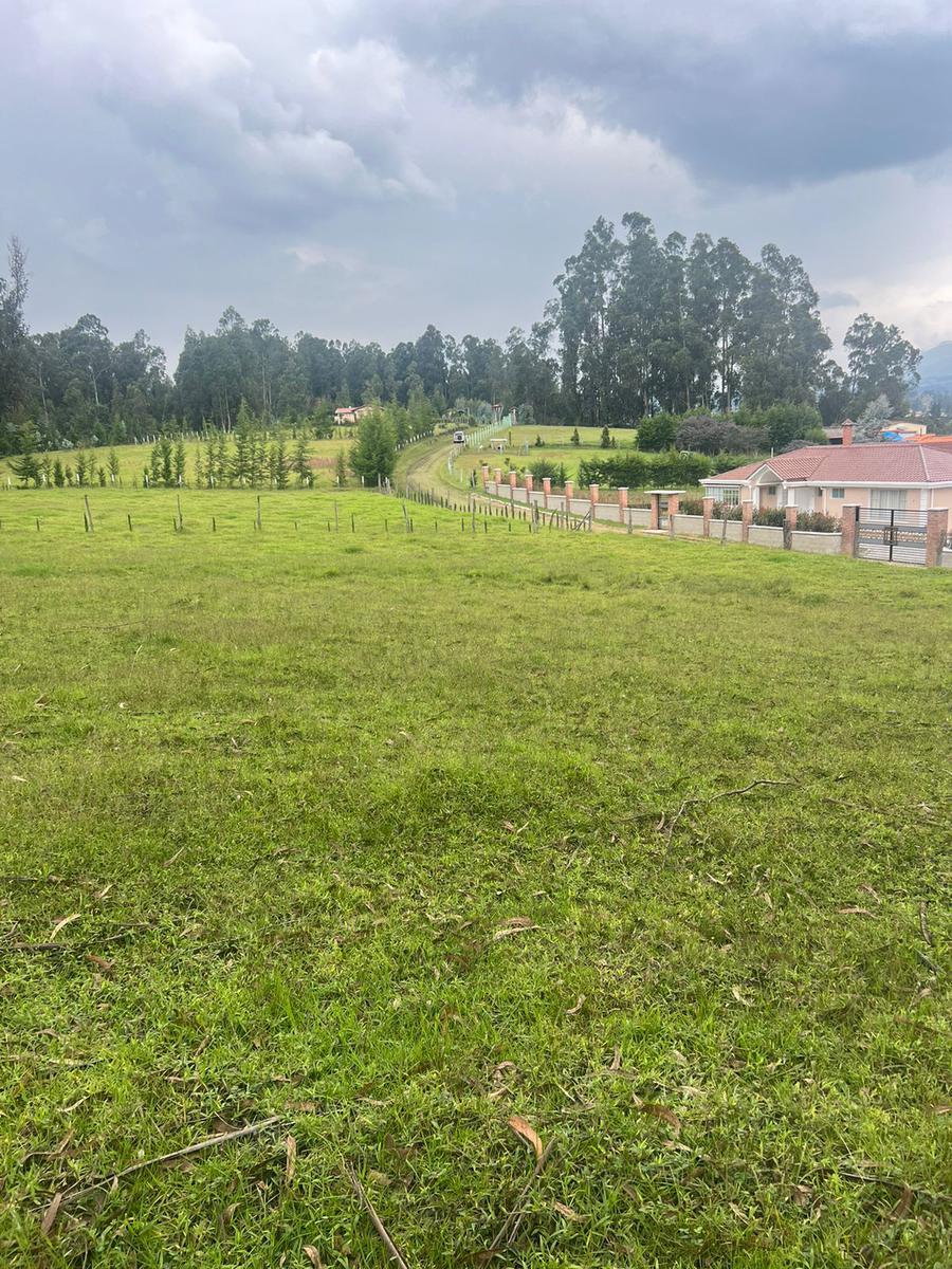 Terreno de venta ubicado en la Urbanización El Refugio, Sangolquí