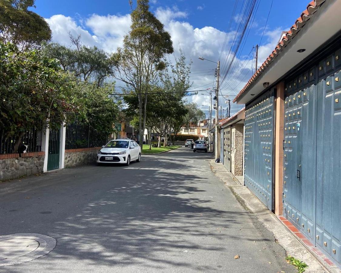 TERRENO, SECTOR AV. PICHINCHA