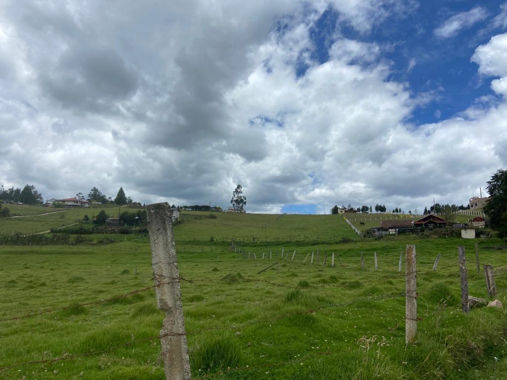 TERRENO EN TARQUI