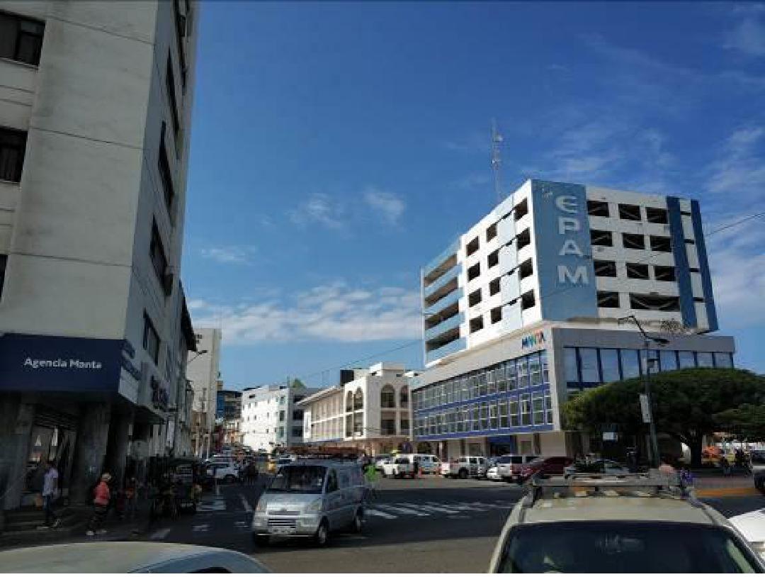 En Venta Edificio Comercial - Centro de Manta