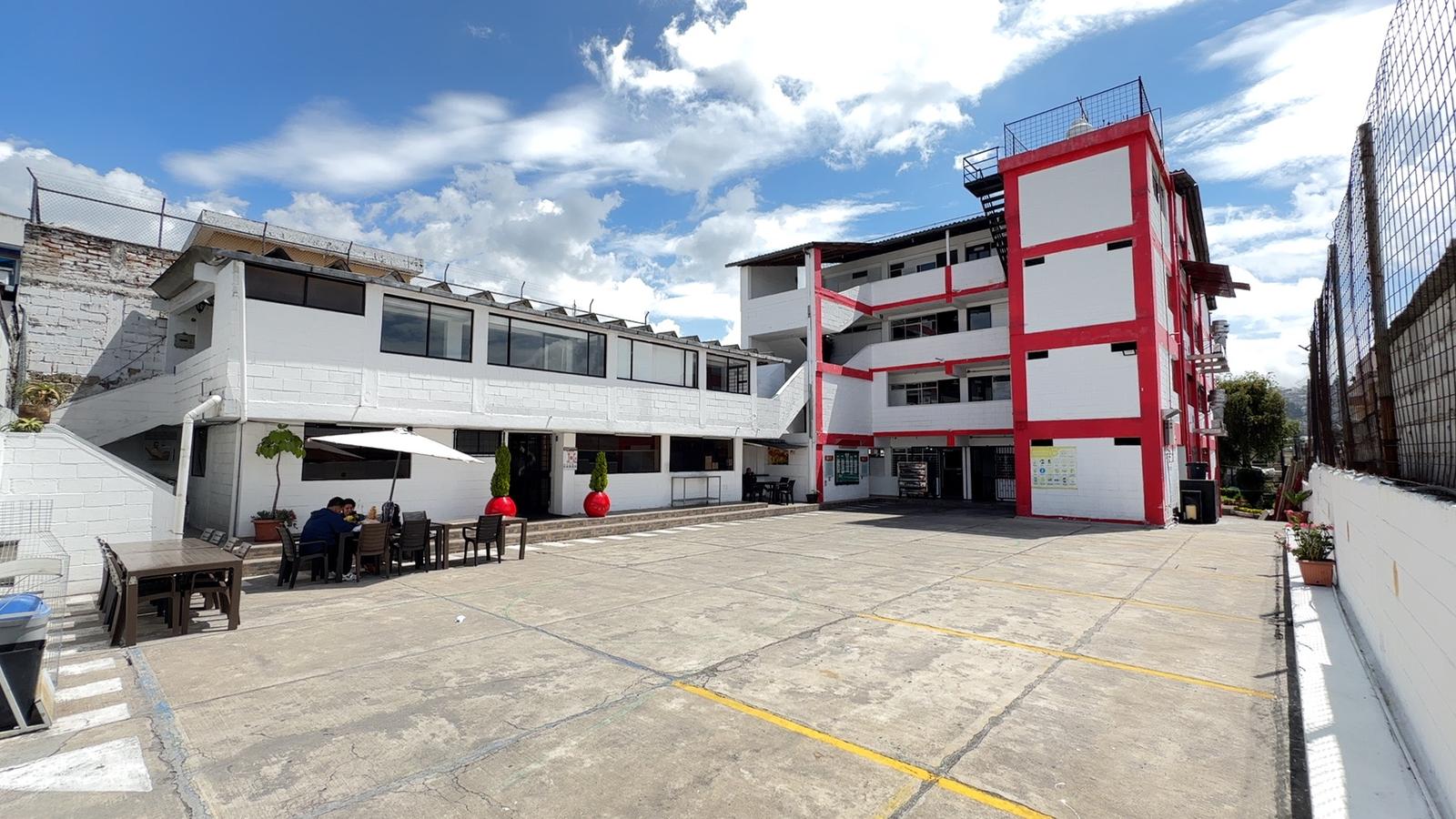 EDIFICIO COMERCIAL EN VENTA UBICACIÓN ESTRATÉGICA CON ALTA VISIBILIDAD