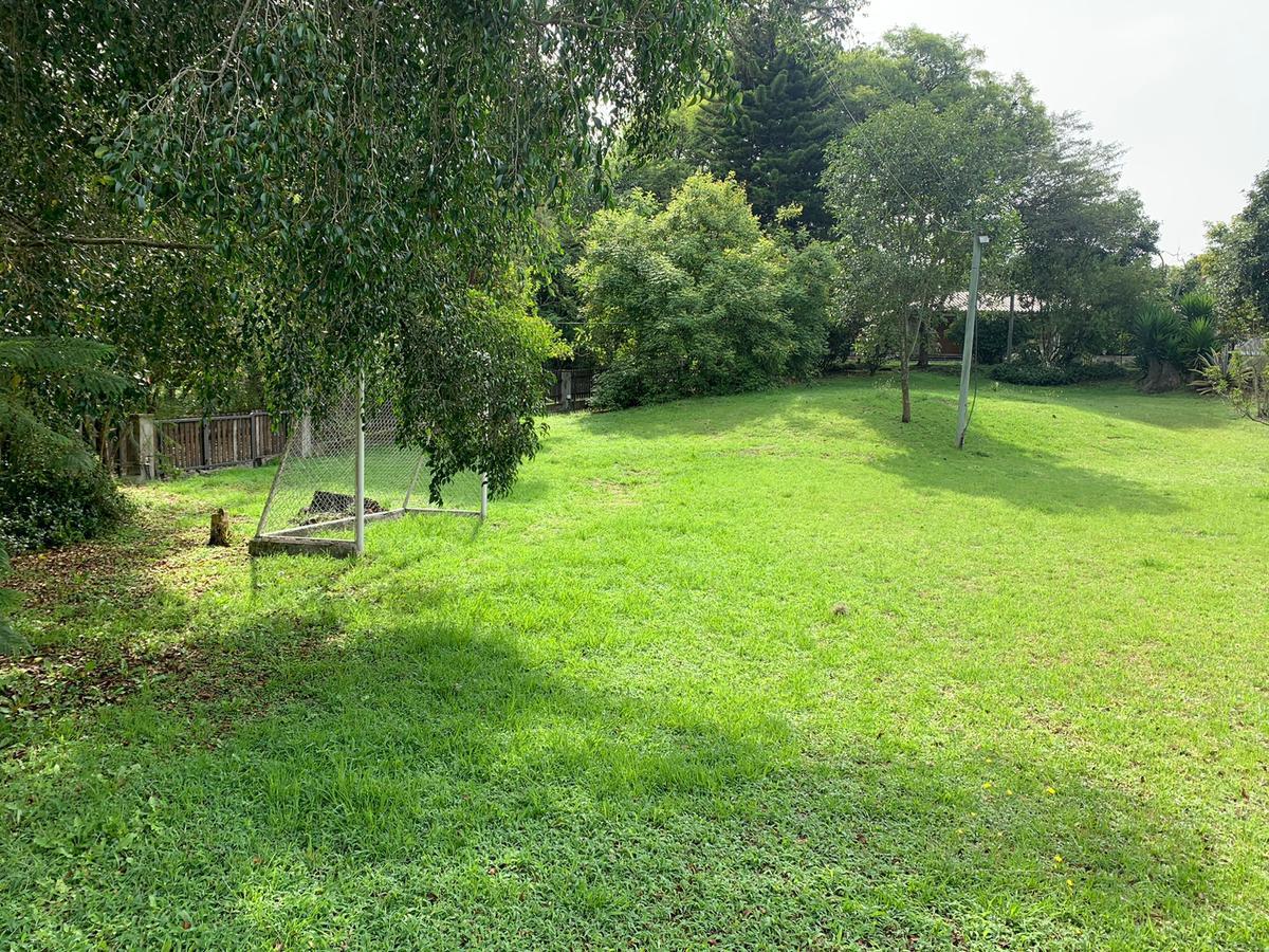 Excelente terreno con casas ubicado dentro de la Urbanización La Viña