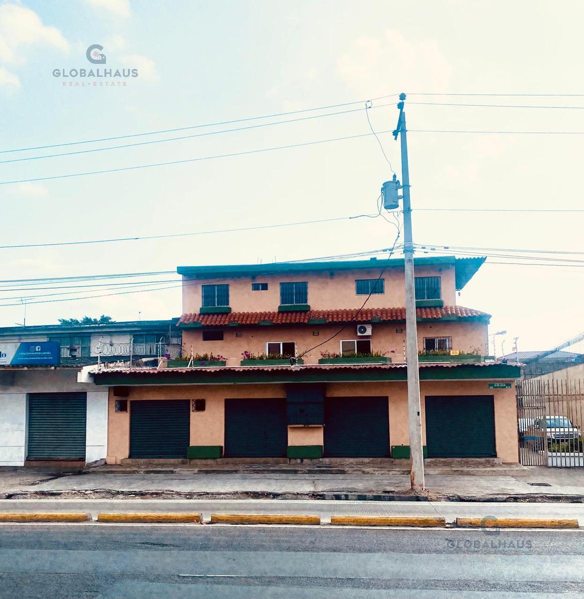 Venta de Casa Rentera con Locales Comerciales en  Sur de Guayaquil Z.R