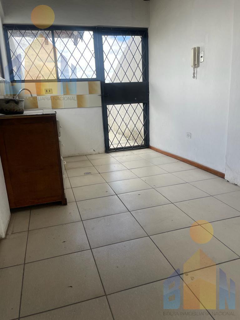 OPORTUNIDAD VENTA CASA Y TERRENO 3033M2, CHECA $285,000