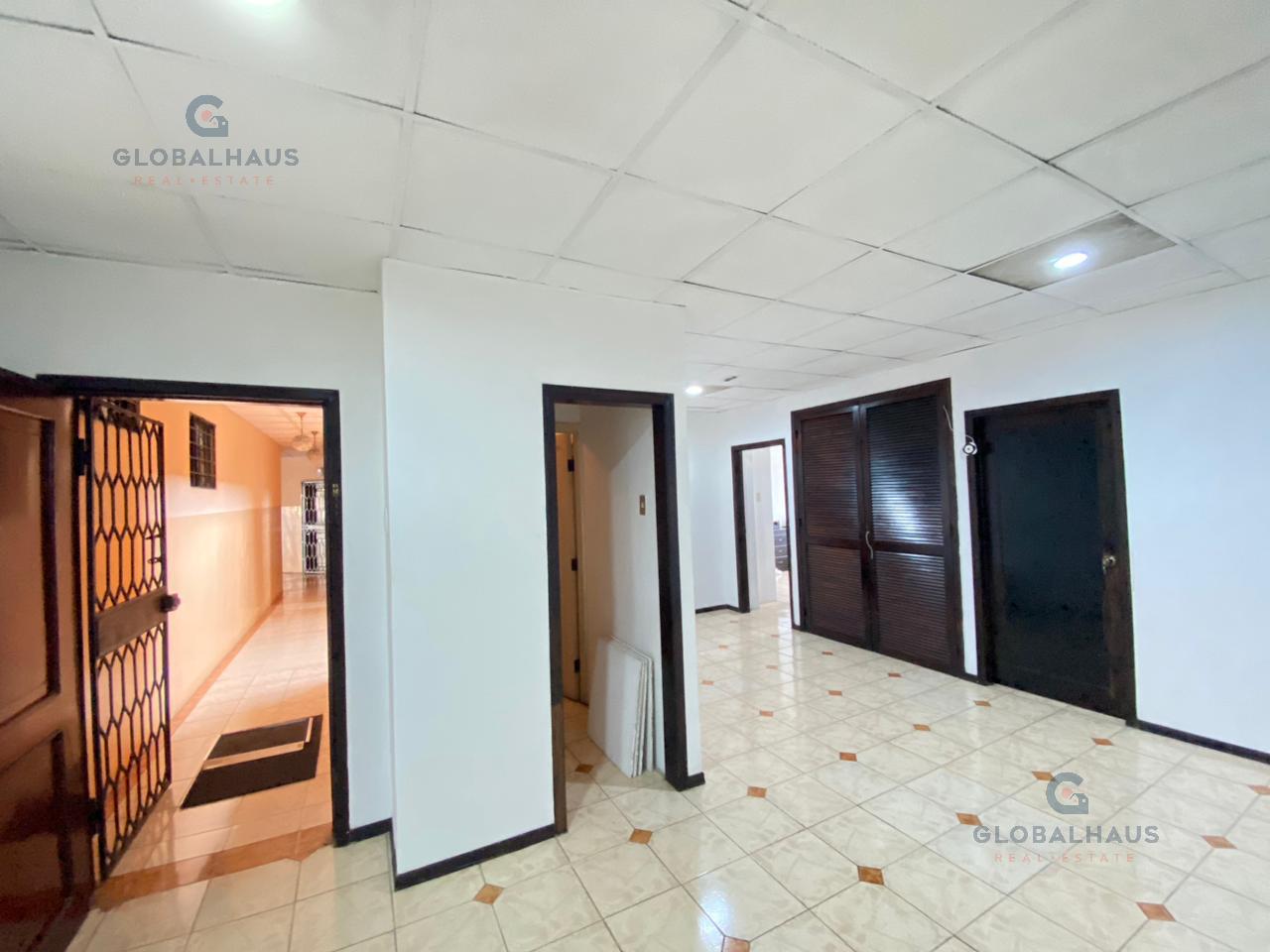 Venta de Departamento en Condominio Las Cumbres, Ceibos  M.M.C