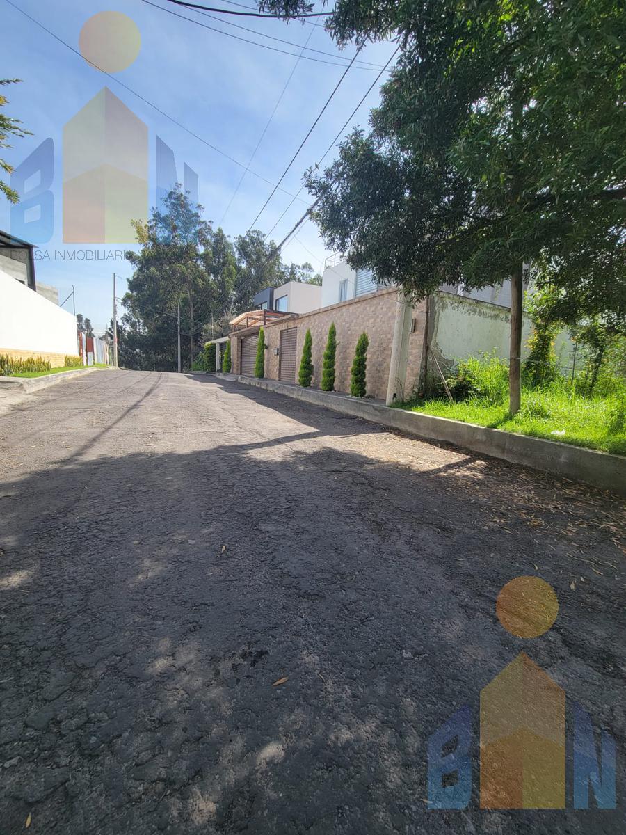 VENDO TERRENO PROYECTO INMOBILIARIO URBANIZACION CUMBAYA HERMOSA VISTA