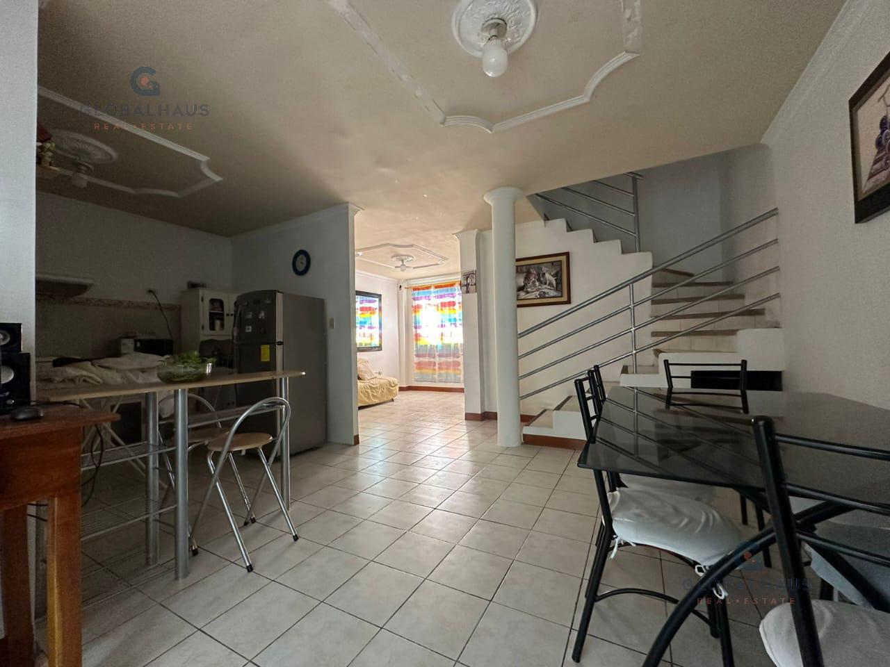 Venta de Casa con 4 Habitaciones en  Mucho Lote 1 Ma.Na.