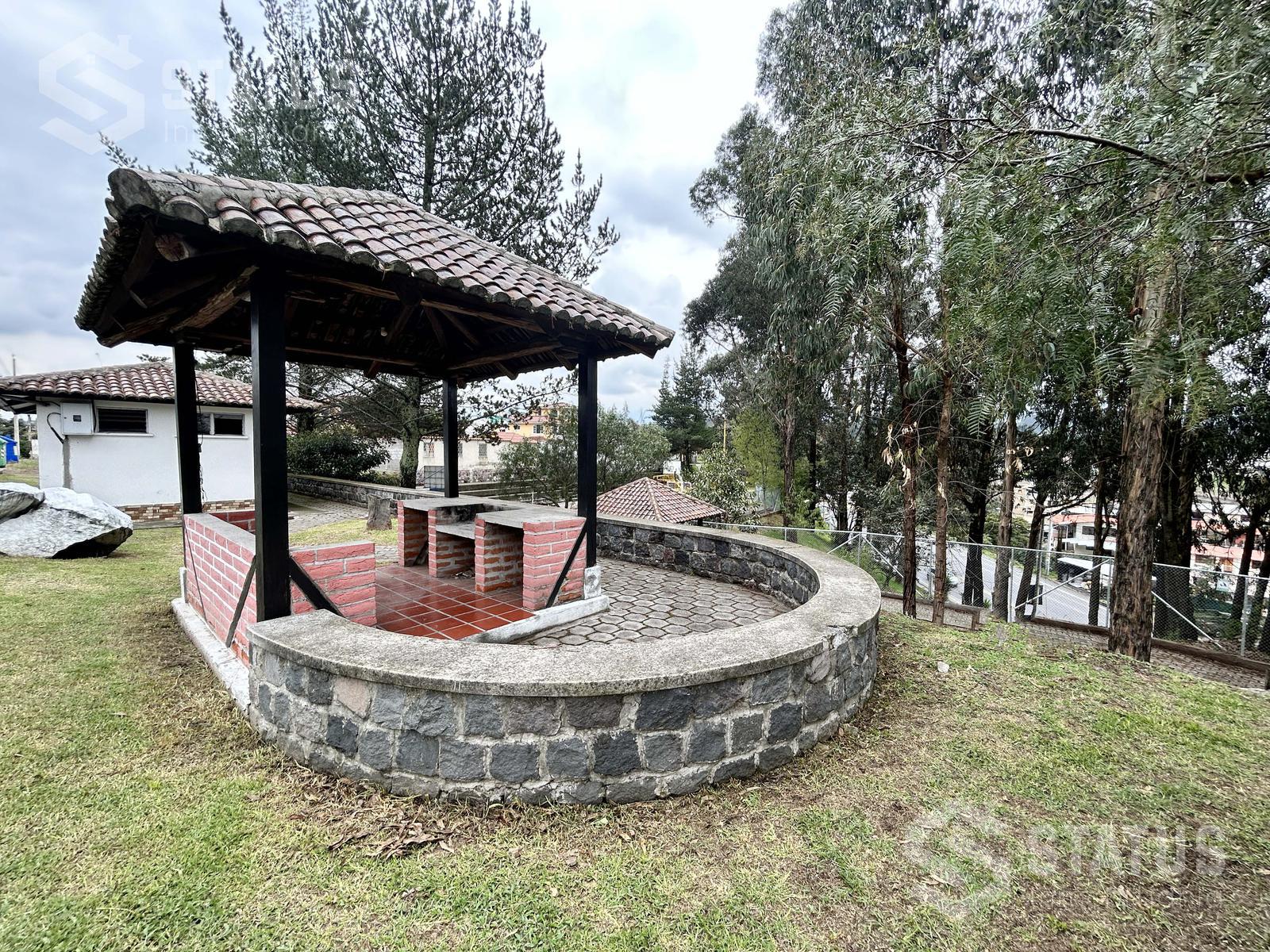 Vendo terreno de 491 m en urbanización con cerramiento, sector Sangolquí – Los Chillos, $70.000