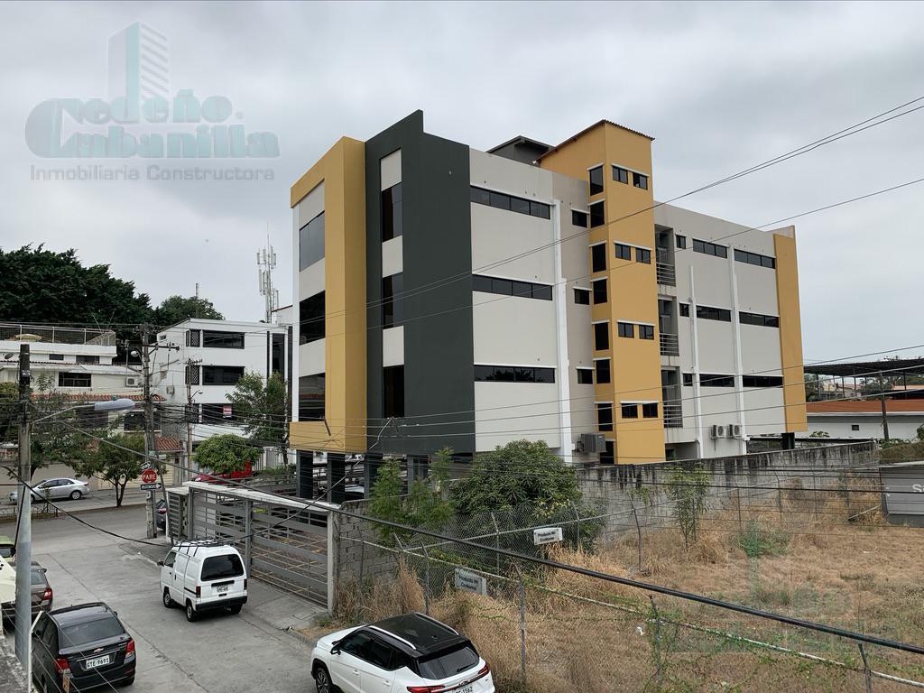 VENTA DE PROPIEDAD COMERCIAL ESQUINERA, KENNEDY NORTE