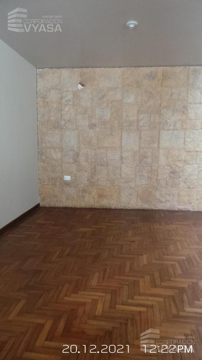 Latacunga - Sector Niagara, Casa en venta de 200m2