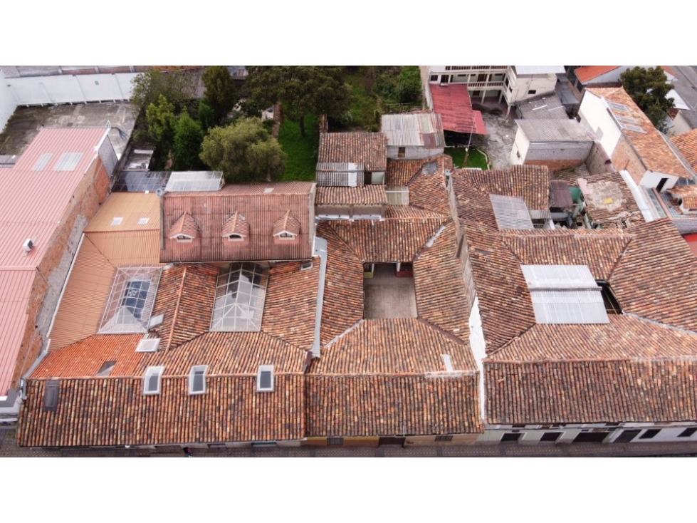 PROPIEDAD CENTRO HISTORICO DE CUENCA.