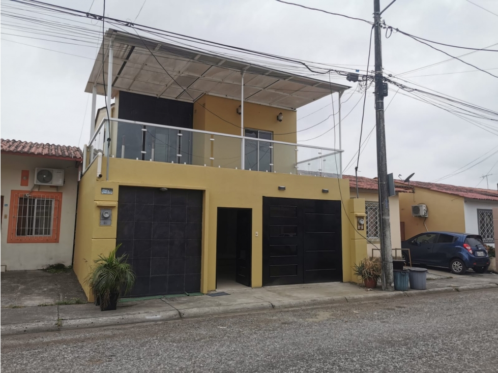 Vendo hermosa casa en Metropolis II etapa E