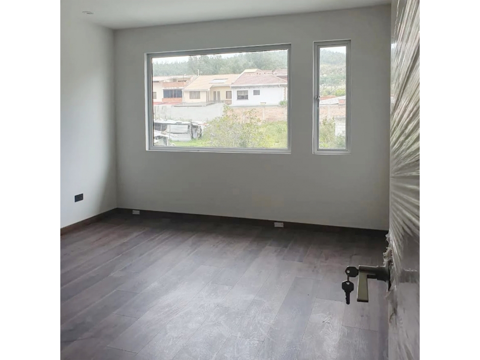 CASA POR ESTRENAR EN VENTA CUENCA - CAPULISPAMBA