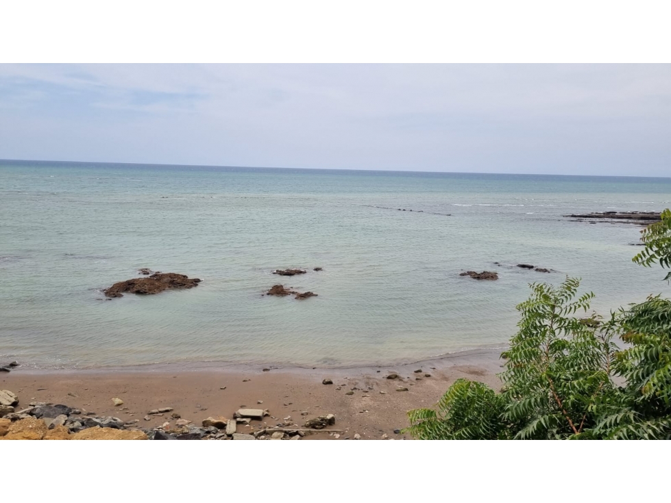 Terreno en Primera Línea Al Mar Barbasquillo Sur de Manta