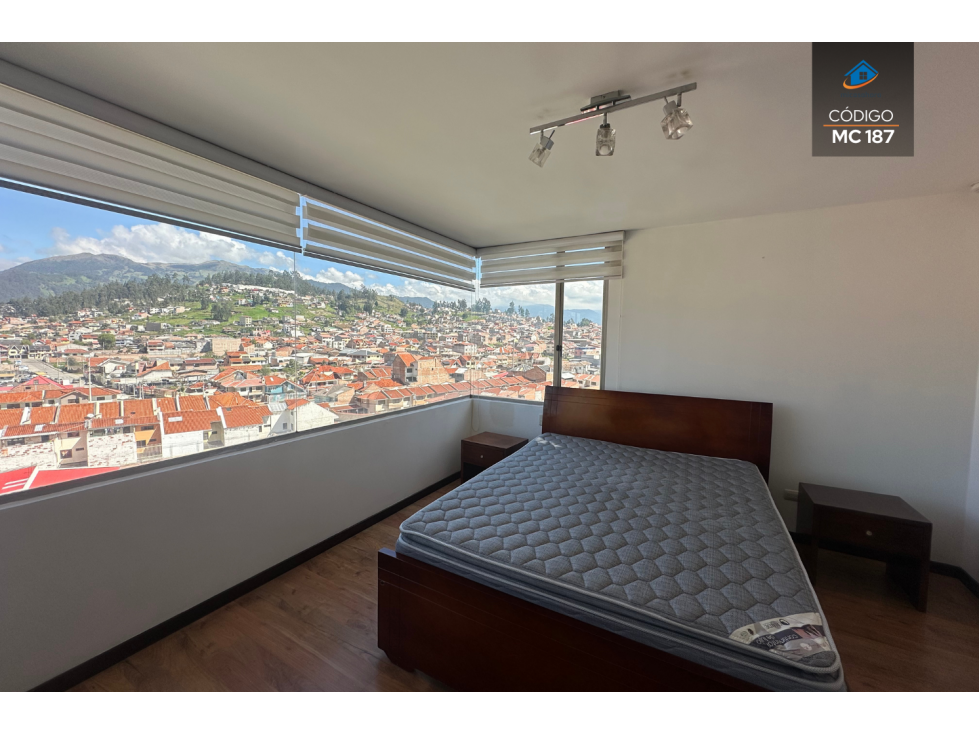 EN VENTA  PENTHOUSE EN CUENCA