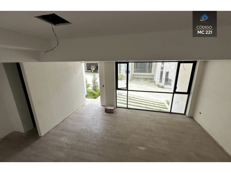 CASA EN VENTA EN CHALLUABAMBA