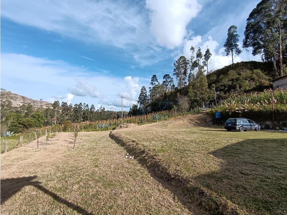 Casa en Venta al Norte de Cuenca - Yolon El Calvario