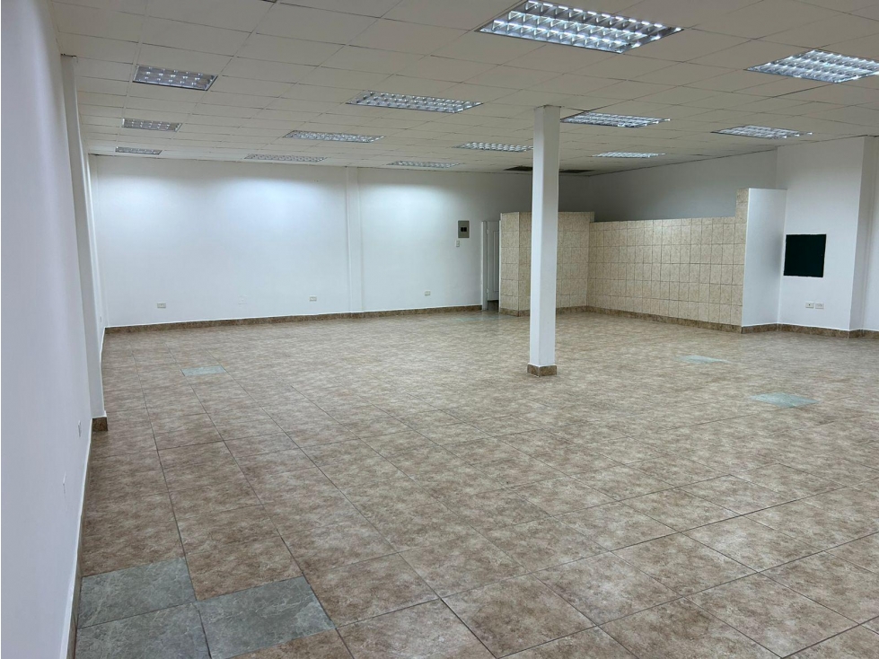 La Floresta, Local Comercial en renta, 250 m2, 2 ambientes, 1 baño