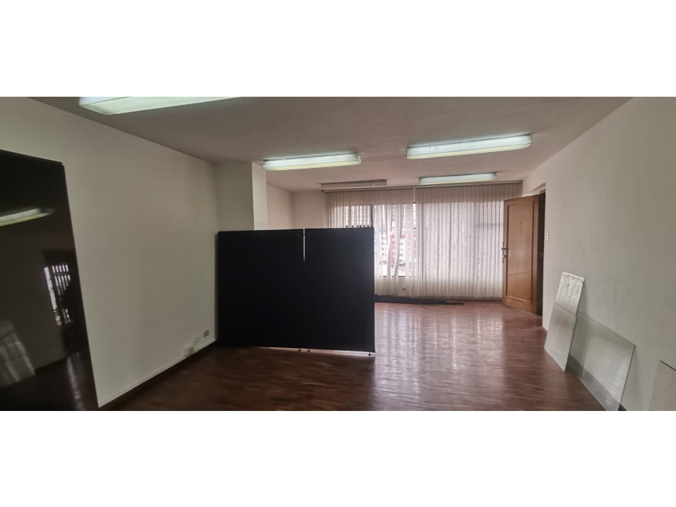 La Mariscal, Oficina en renta, 45 m2, 1 ambiente, 1 baño