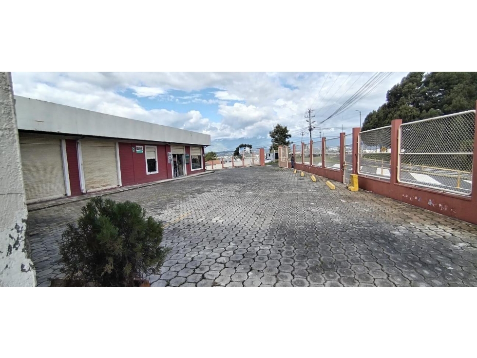 La Armenia, Galpón en  Renta, 800m2, 15 Ambientes.