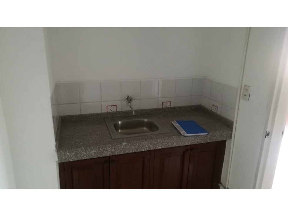 Renta Oficina 190 m2, Diego de Almagro $1182