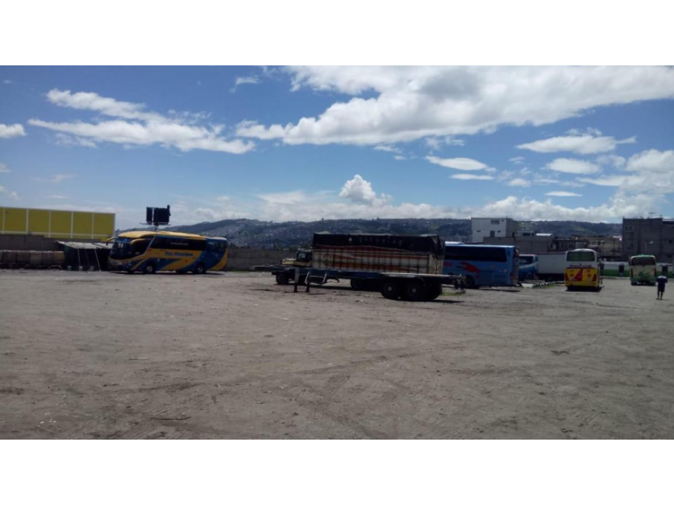 Excelente Sector Comercial Vendo Terreno en Quitumbe $170 le m2