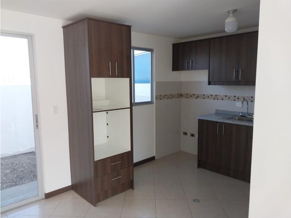 Venta Casas 3 Dormi a Estrenar Calderón, $67.000 Cod 6846526