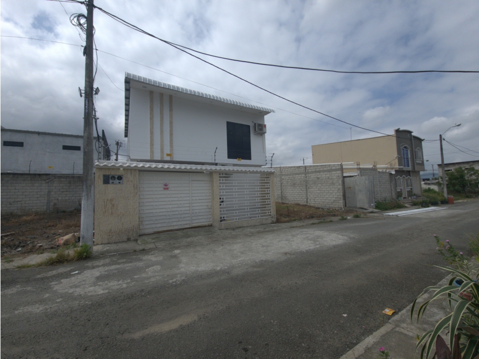 Casa en venta, Urb. Mi Lote, norte de Guayaquil
