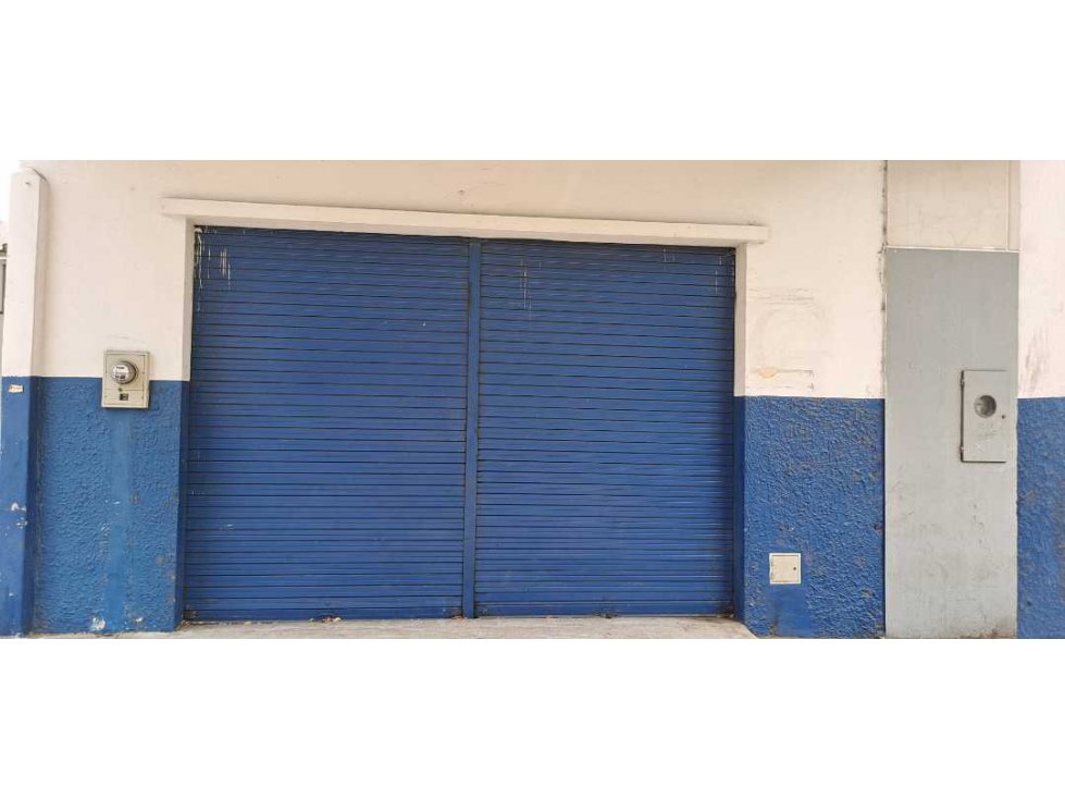 Se Alquila Local Comercial en Calle Aguirre