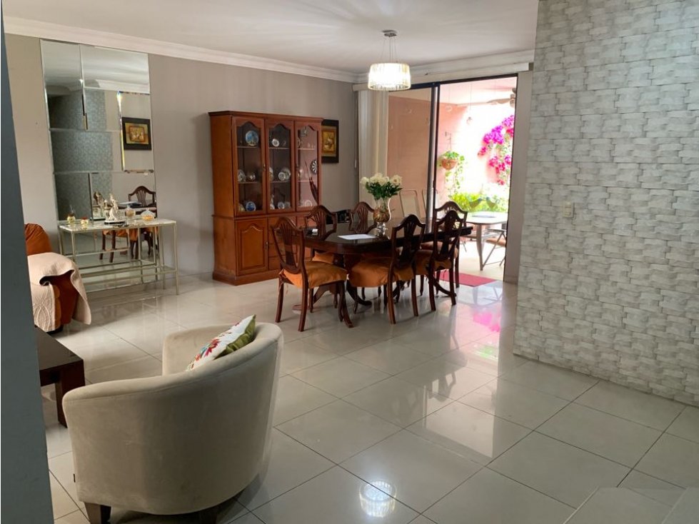 Venta, Casa en Urb. Ciudad Colón, Norte de Guayaquil