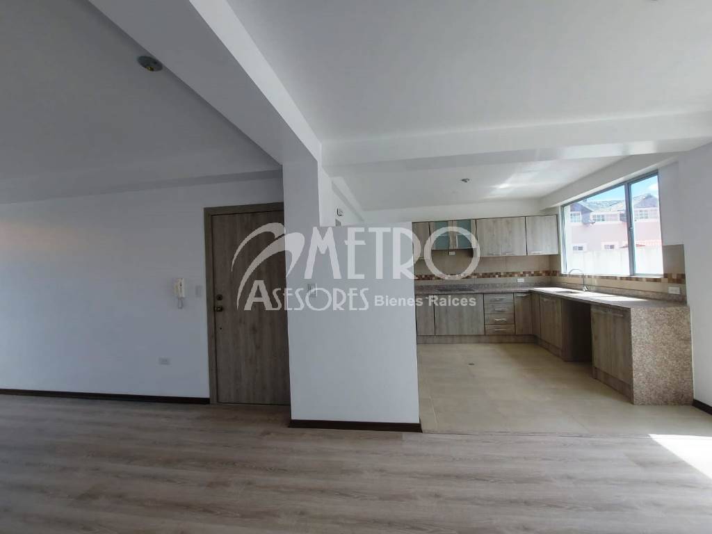 Departamento en venta 85m2 – Urb. La Pampa